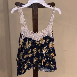 Forever 21 floral cropped tank top, size XS